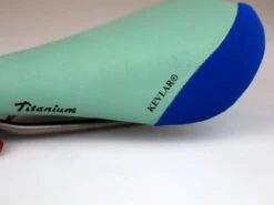 Selle Italia Flite Titanium Bianchi Celeste -Bicycle Equip Store 0046560 selle italia flite titanium bianchi celeste